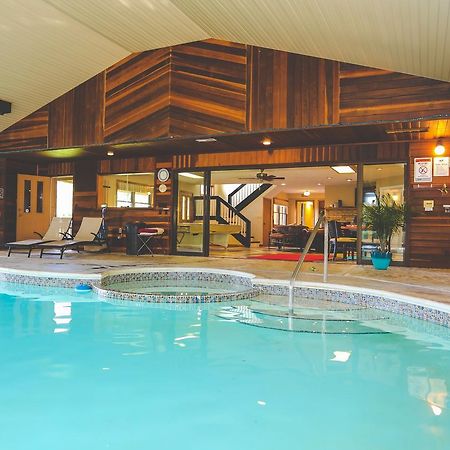 The Lodge At Beaver Lake Bed And Breakfast Rogers Extérieur photo