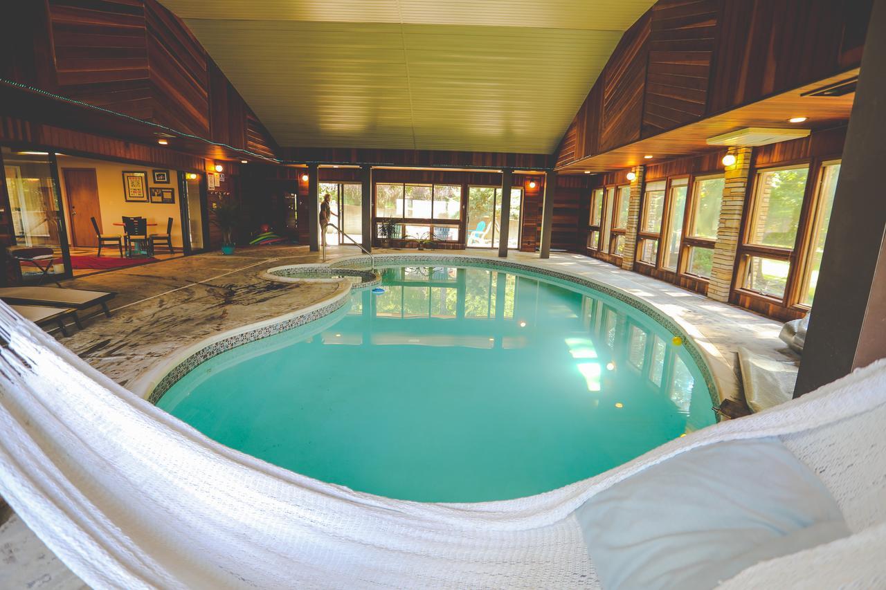 The Lodge At Beaver Lake Bed And Breakfast Rogers Extérieur photo