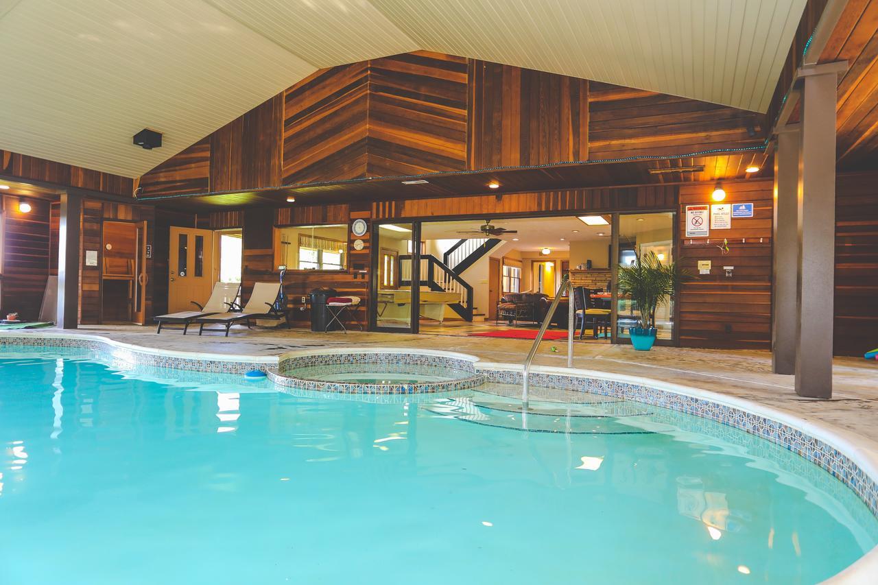 The Lodge At Beaver Lake Bed And Breakfast Rogers Extérieur photo